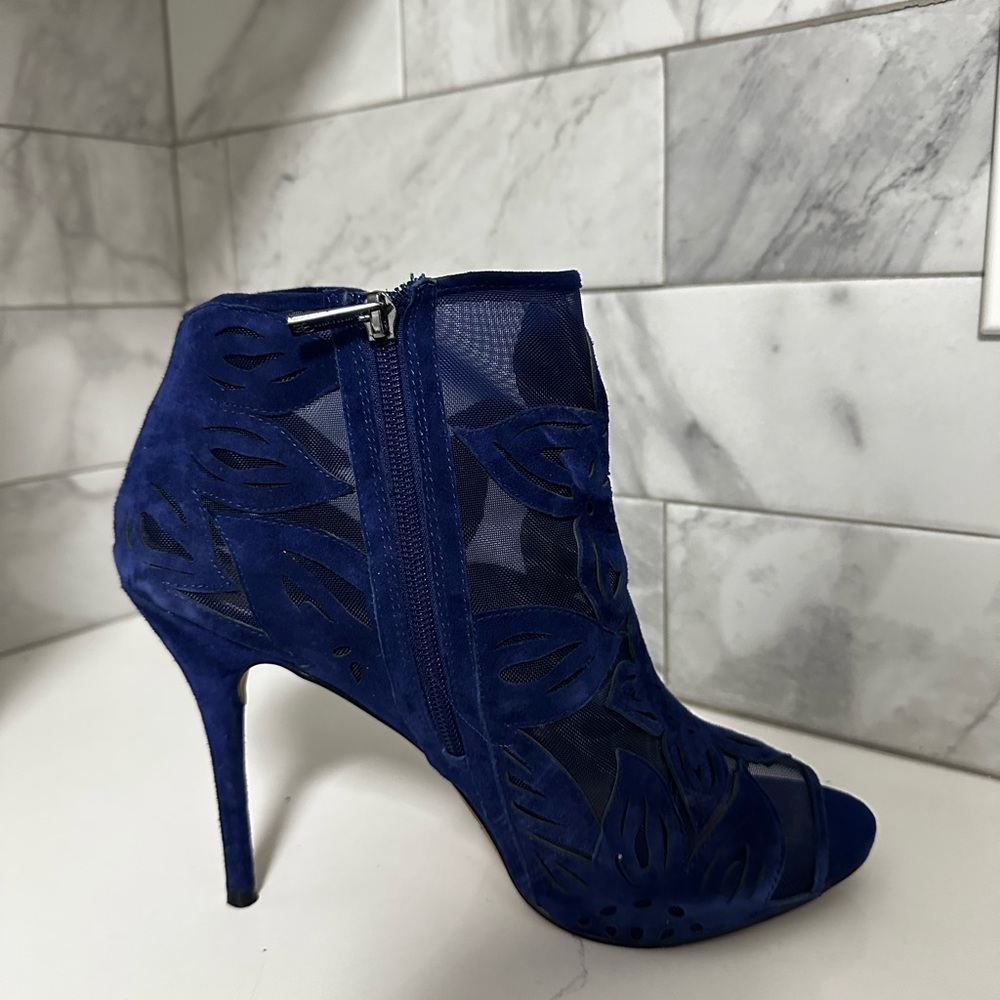 Jessica Simpson Heels - Picture 2 of 7